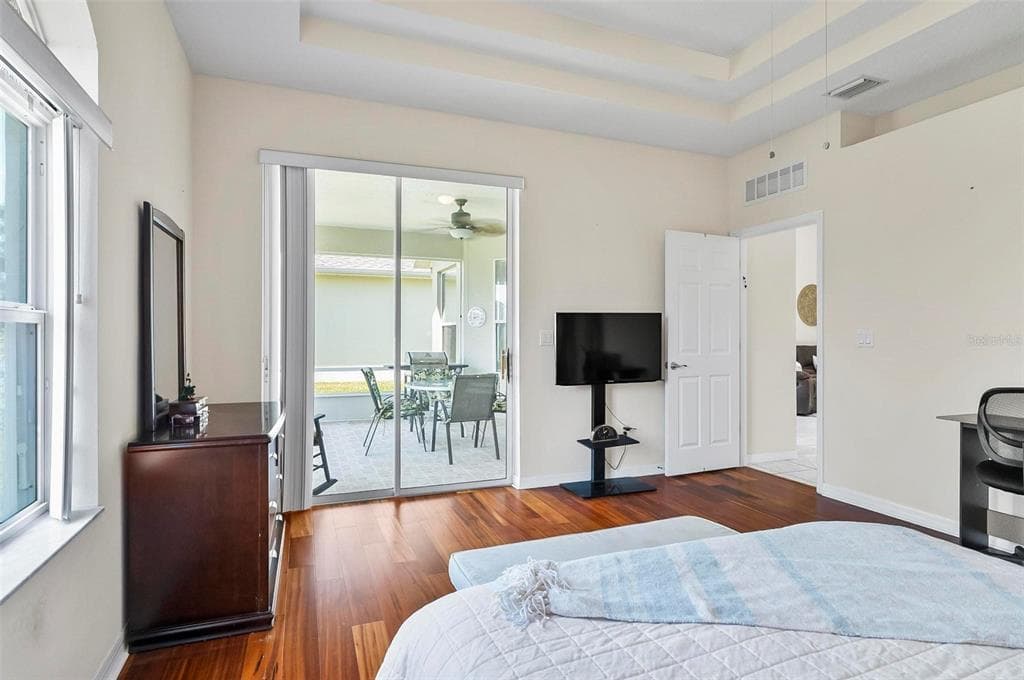 19 RAINTREE CIRCLE photo 24