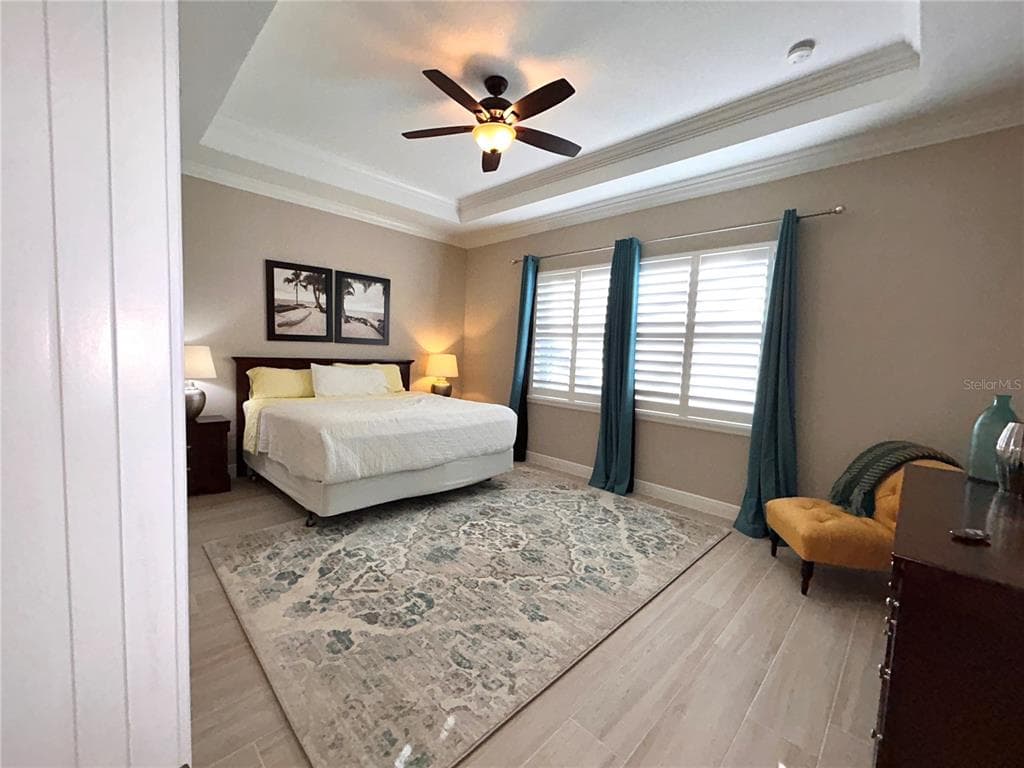 1022 OVERLOOK COURT photo 23