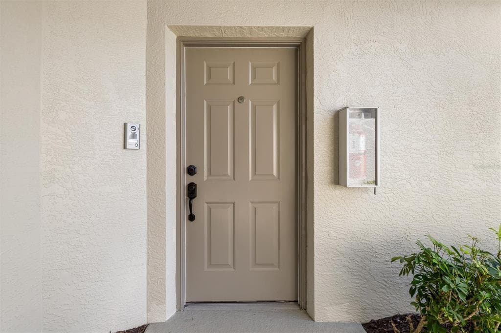 3322 GRAND VISTA COURT 203 photo 7