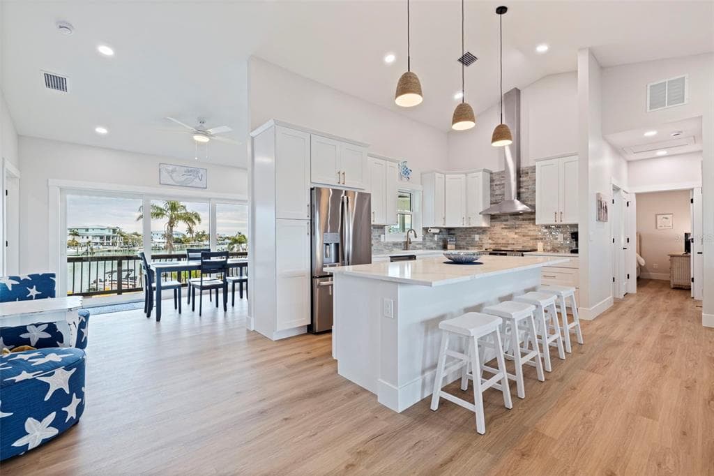 605 115TH AVENUE photo 12