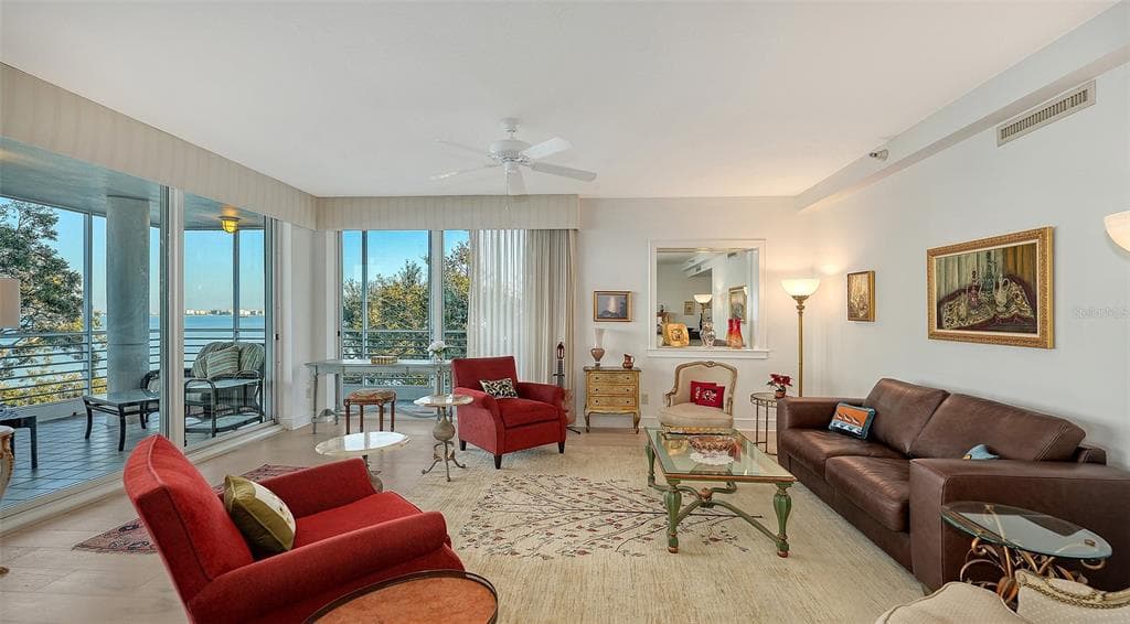 2450 HARBOURSIDE DRIVE 234 photo 12