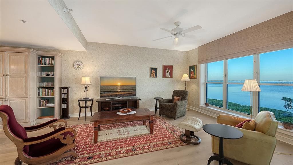 2450 HARBOURSIDE DRIVE 234 photo 15
