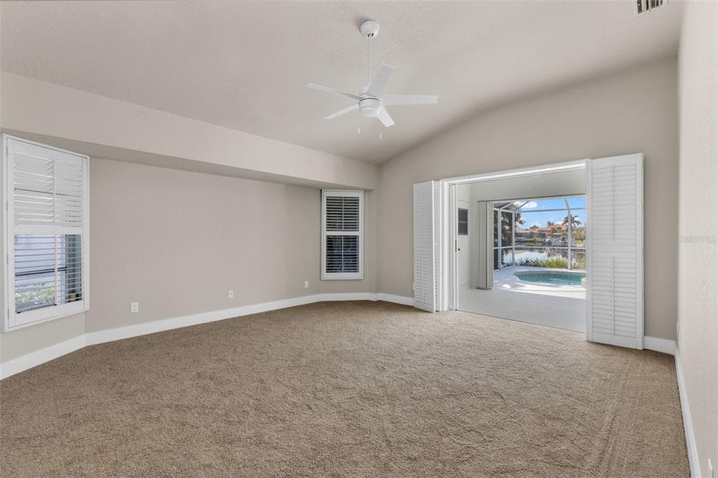 155 CRESCENT DRIVE photo 11