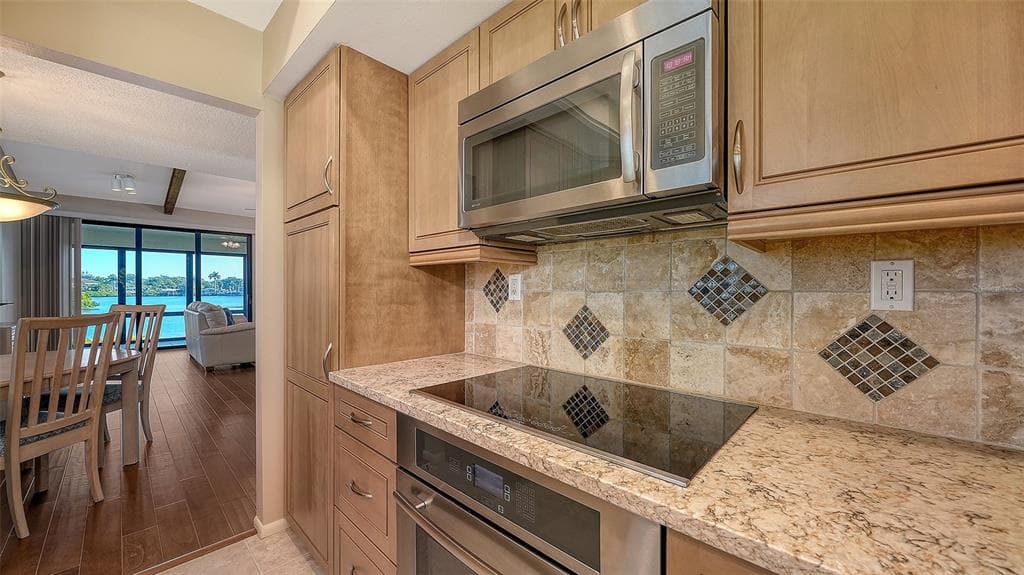 6275 MIDNIGHT PASS ROAD 6275 photo 9