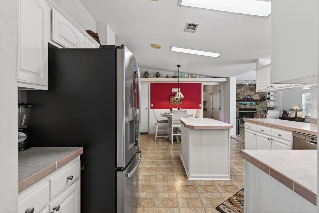 8321 HARDWOOD LANDING ROAD photo 17