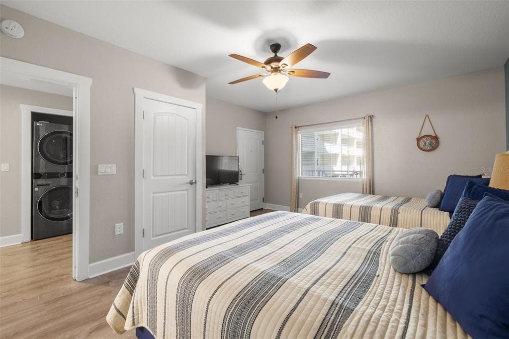 399 2ND STREET 216 photo 22