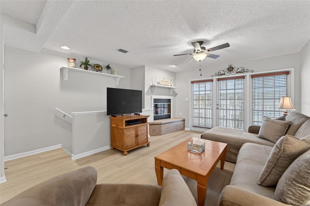 17960 GULF BOULEVARD 119 photo 23