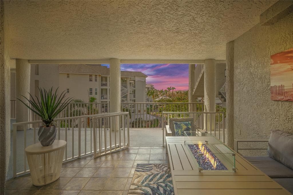 1280 DOLPHIN BAY WAY 402 photo 4