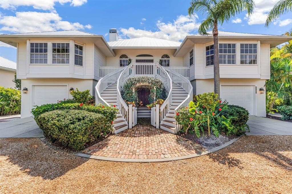 1678 JOSE GASPAR DRIVE photo 3