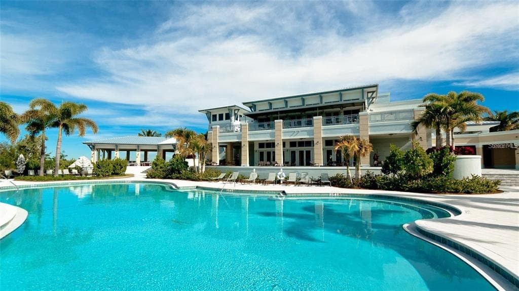 324 HARBOUR SOUND COURT photo 14