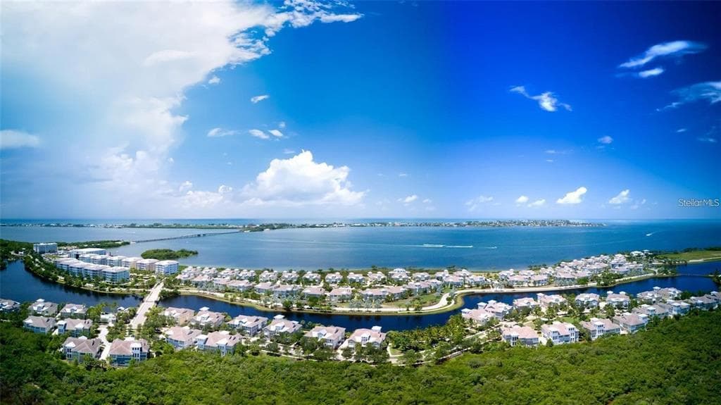 324 HARBOUR SOUND COURT photo 8