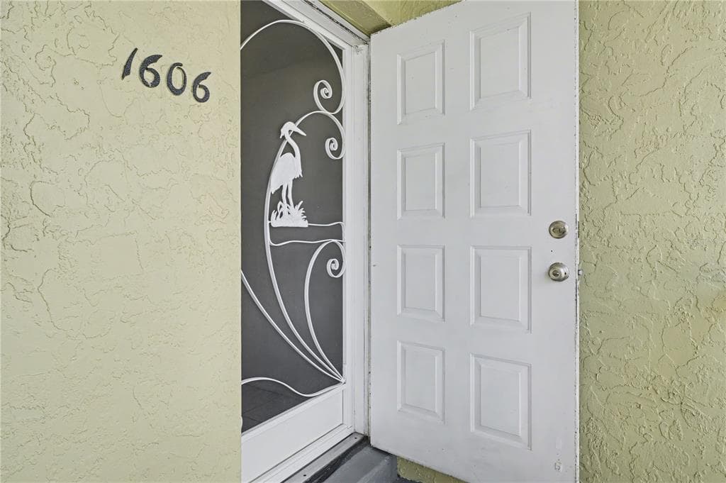 25225 RAMPART BOULEVARD 1606 photo 16