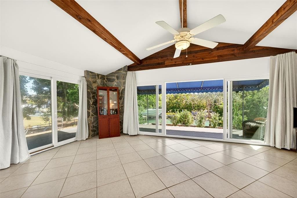 550 DE NARVAEZ DRIVE photo 20