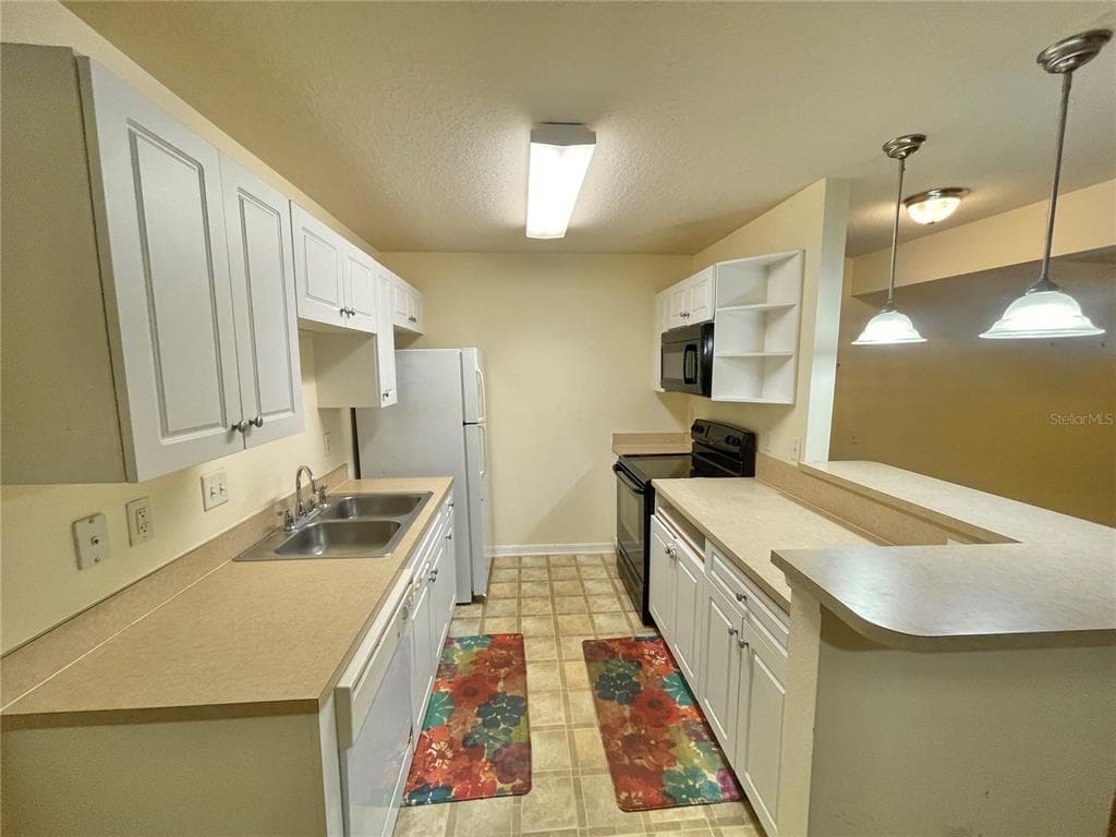 145 N PEARL LAKE CAUSEWAY 112 photo 13