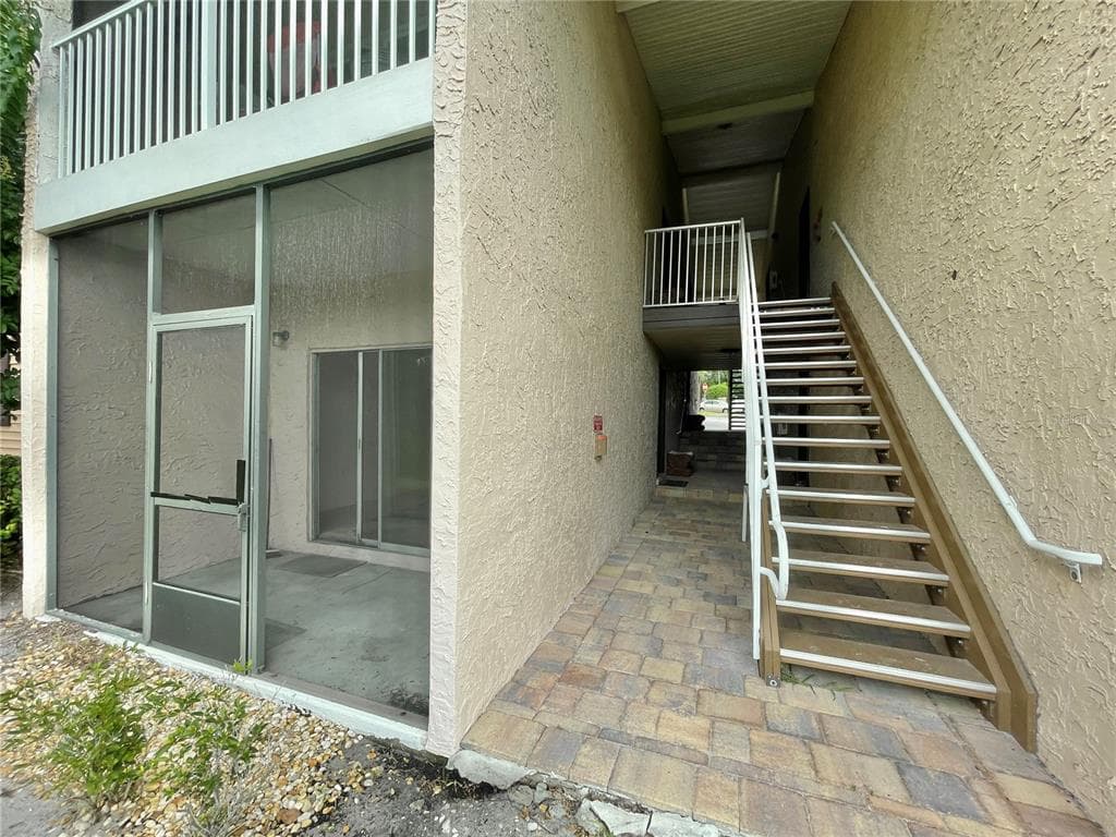 145 N PEARL LAKE CAUSEWAY 112 photo 15
