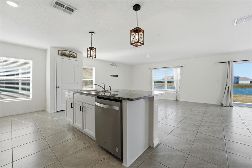 10215 CHARLOTTE DRIVE photo 10