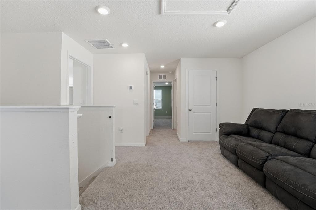 10215 CHARLOTTE DRIVE photo 18