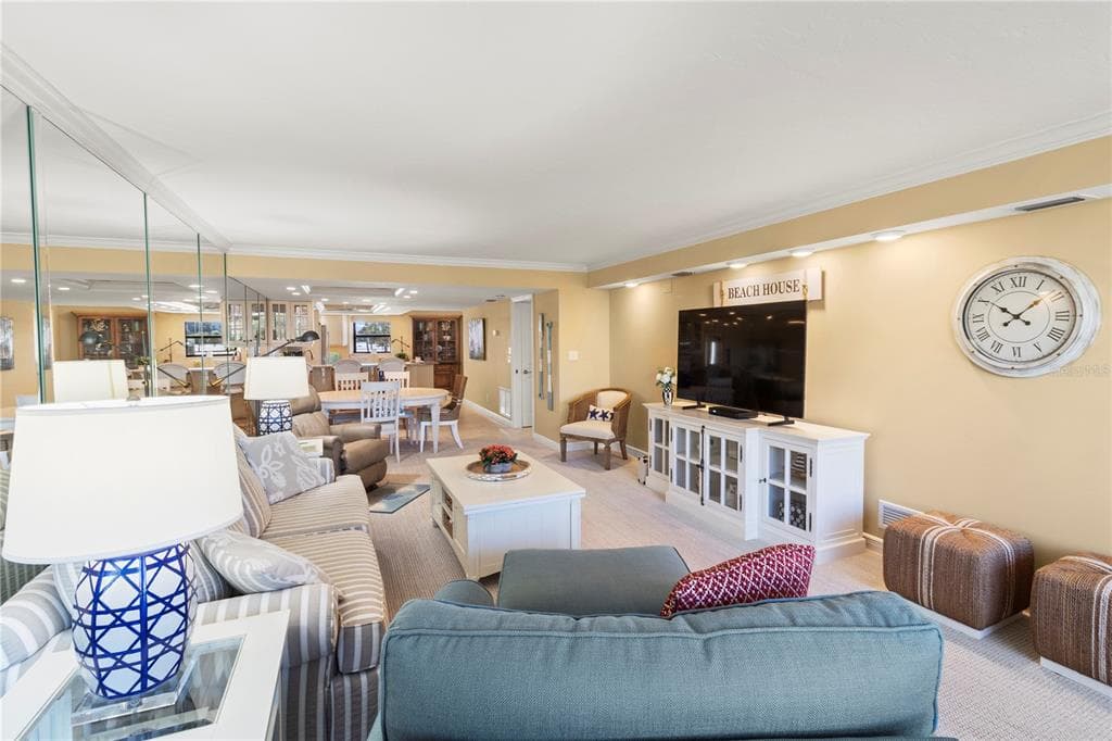 5790 MIDNIGHT PASS ROAD 208 photo 15
