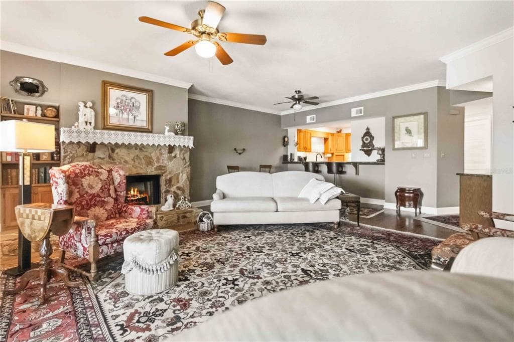 905 N HARBOR CITY BOULEVARD 204 photo 11