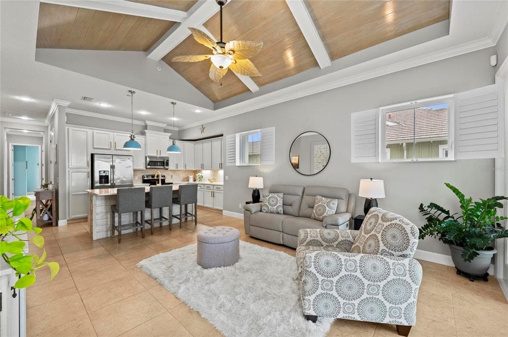 226 SAPPHIRE LAKE DRIVE 201 photo 16
