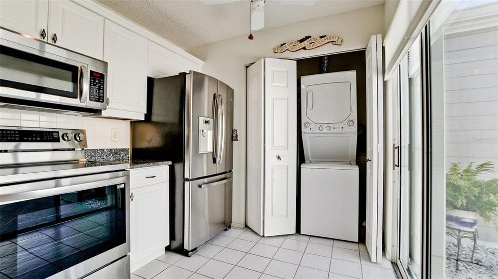 507 SANDERLING CIRCLE photo 18