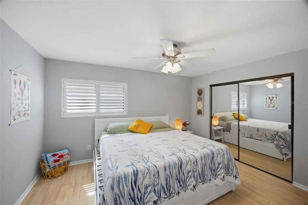 534 PINELLAS BAYWAY S 101 photo 23
