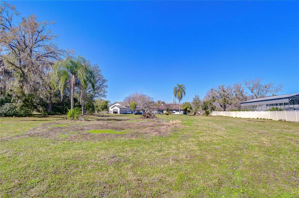 6608 WISTERIA LOOP photo 7