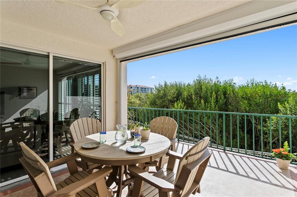 4750 DOLPHIN CAY LANE S 107 photo 20