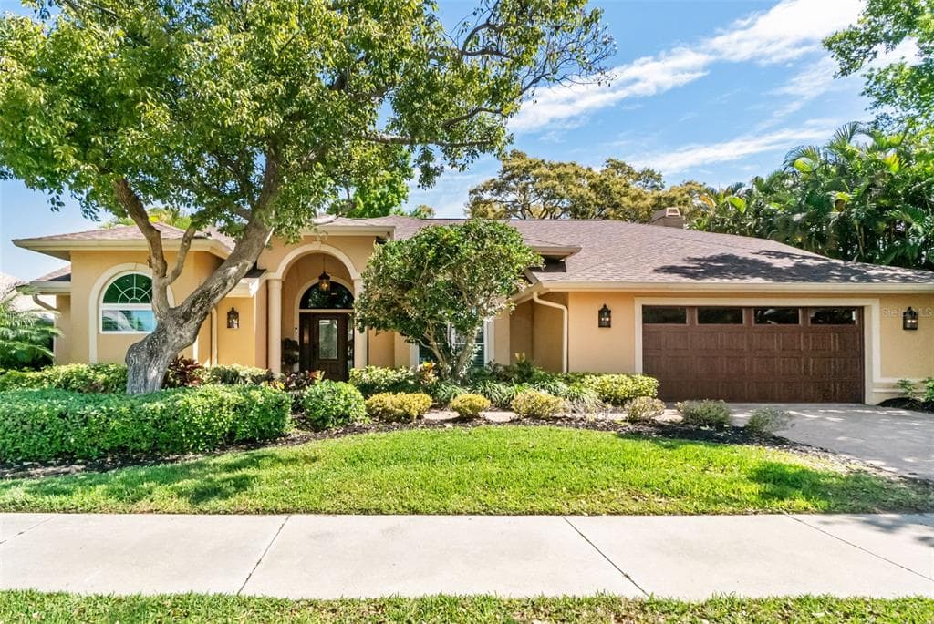 8309 SHADOW PINE WAY photo 2