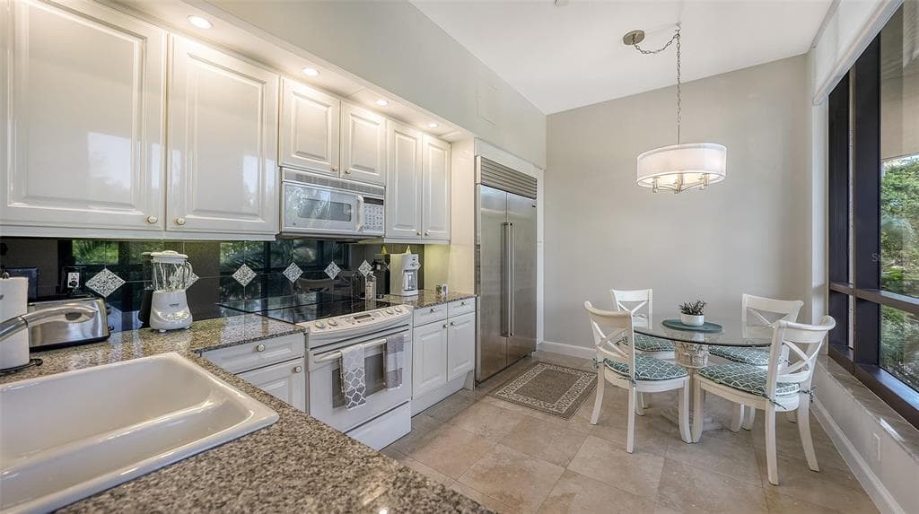 1241 GULF OF MEXICO DRIVE 111 photo 10