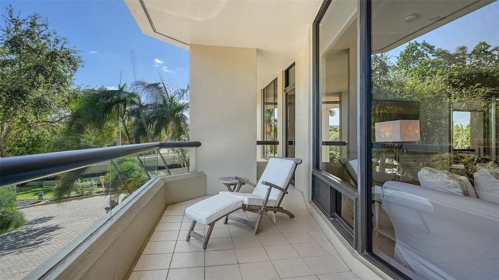 1241 GULF OF MEXICO DRIVE 111 photo 14