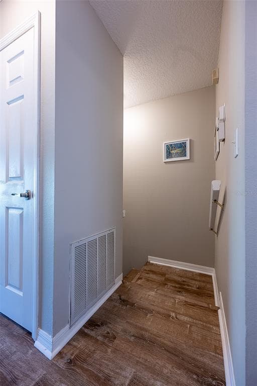 510 RYANS WOODS LANE photo 18