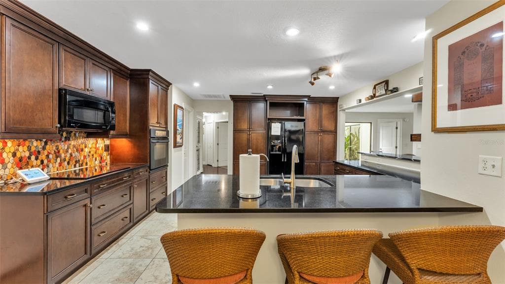 1007 ROLLING WOODS LANE photo 19