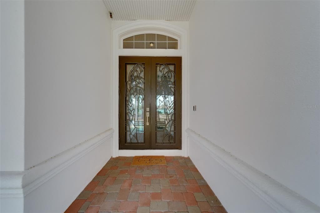 824 ISLAND WAY photo 12