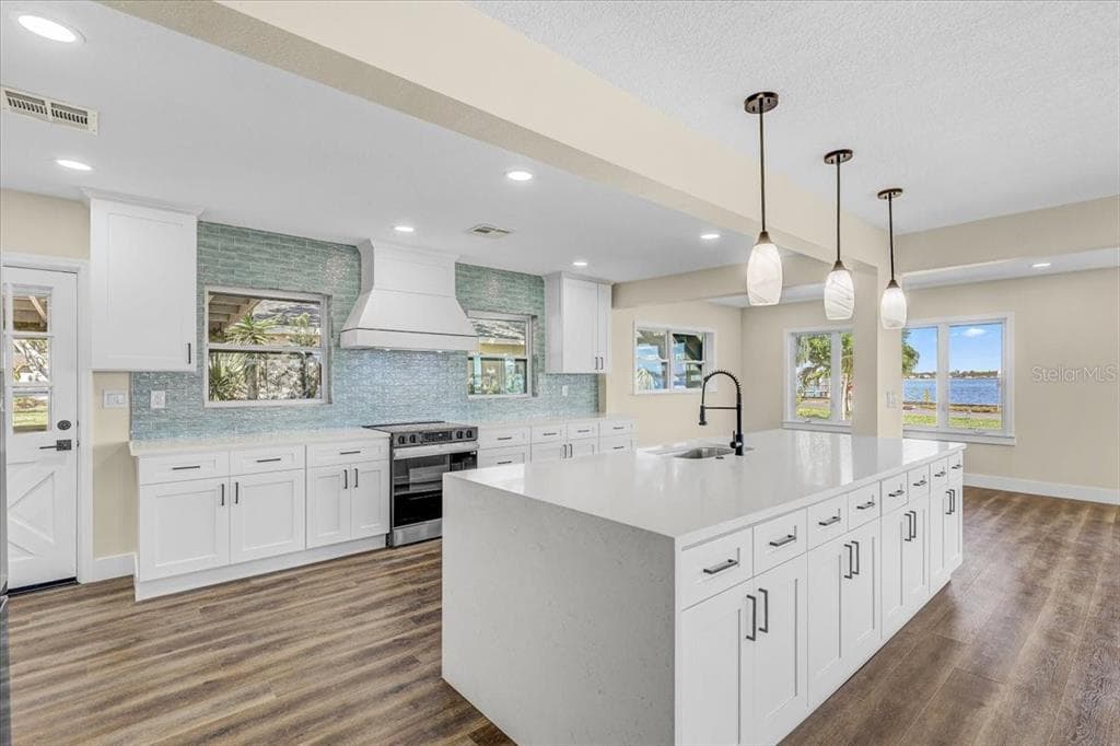 2201 RIVERVIEW BOULEVARD photo 14
