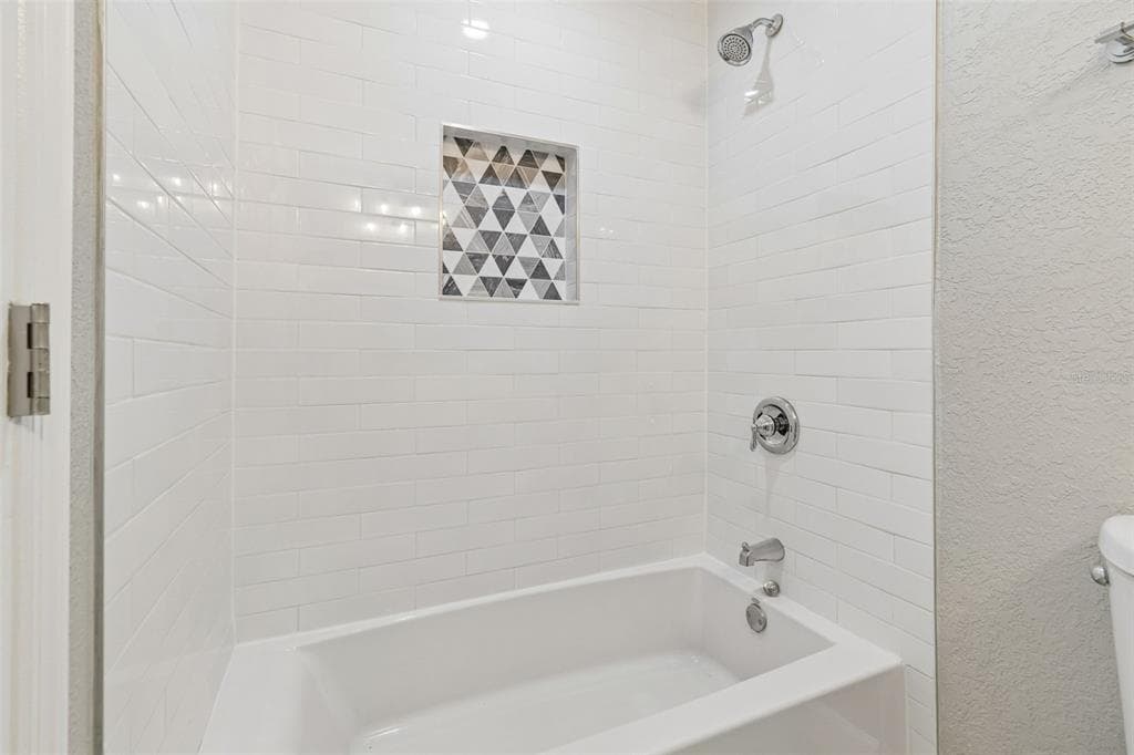 729 SPANISH MAIN DRIVE photo 20