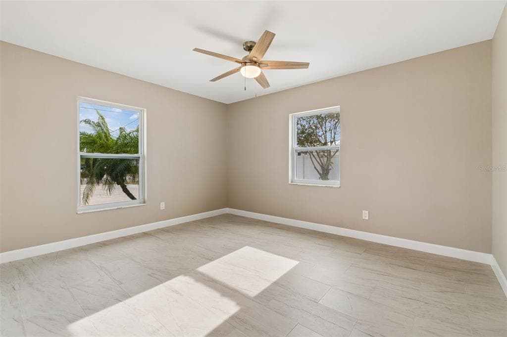 729 SPANISH MAIN DRIVE photo 21