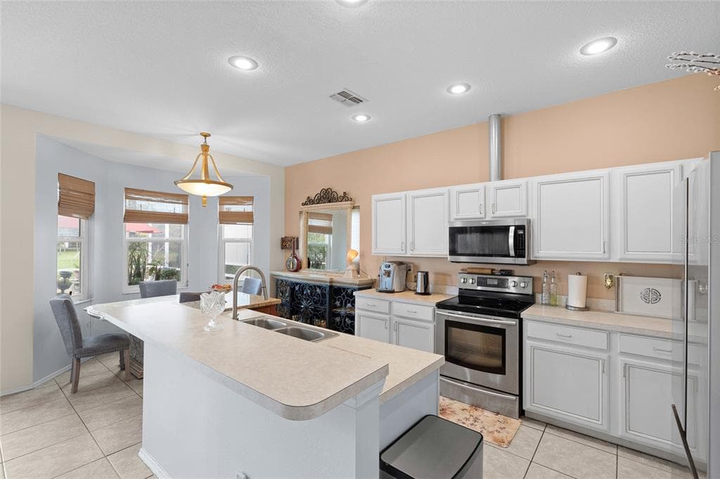 4805 50TH AVENUE W photo 5