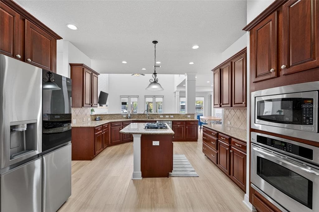 616 MIRABAY BOULEVARD photo 21