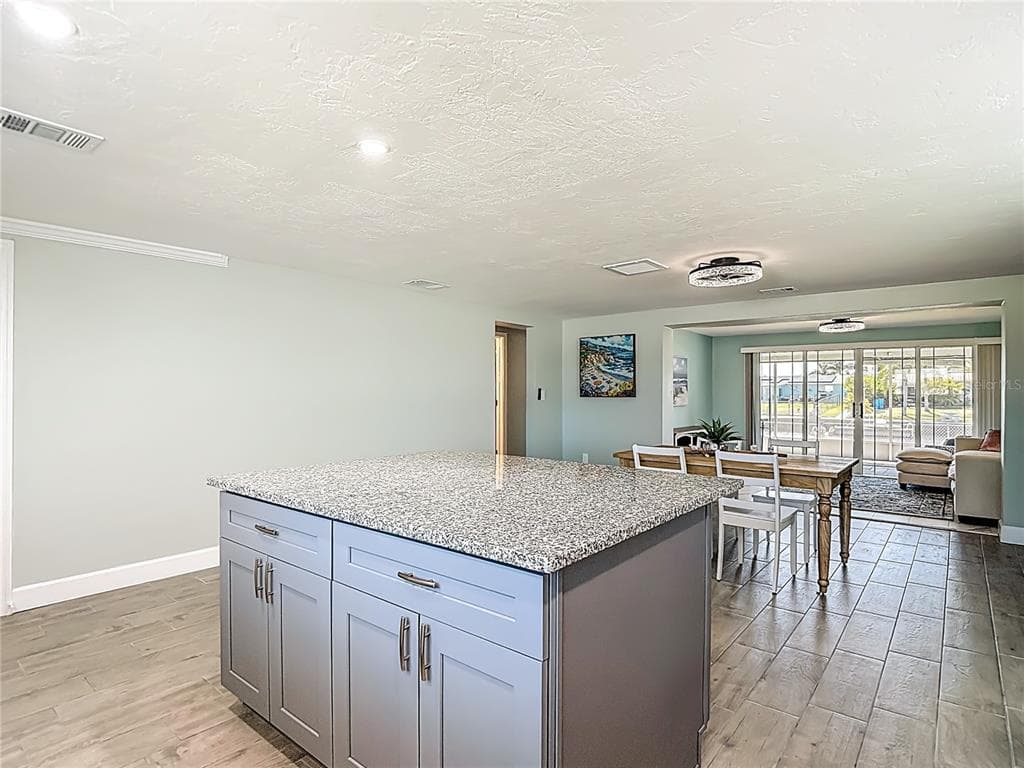 4947 BLUE HERON DRIVE photo 18