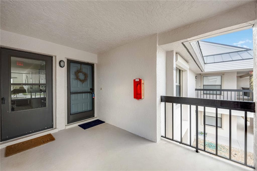 3256 WHITE IBIS COURT 324 photo 6