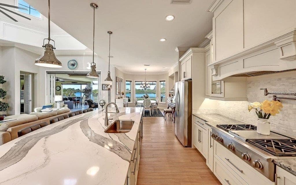 14401 MASTHEAD DRIVE photo 21