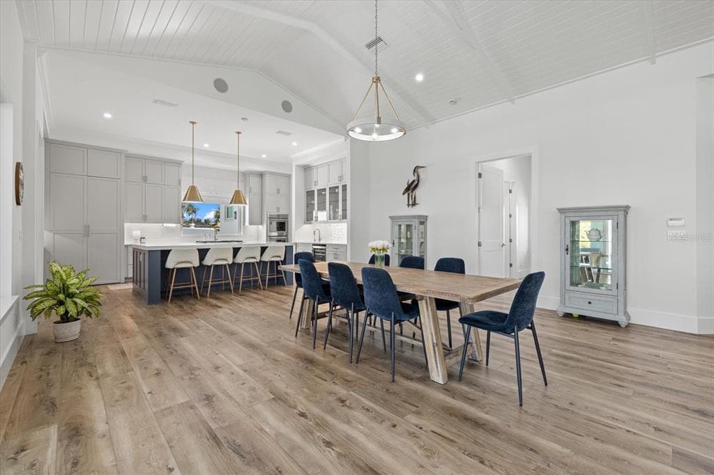 1831 RIO VISTA TERRACE photo 18