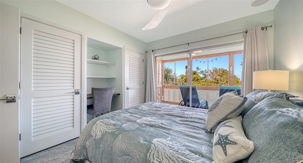 4440 EXETER DRIVE 301 photo 18