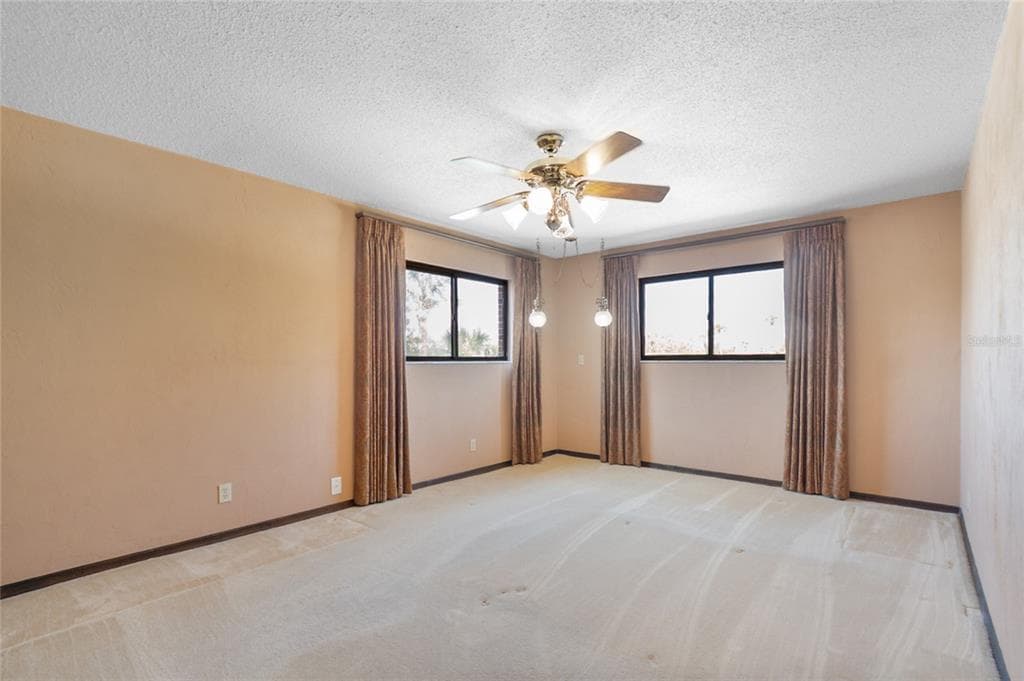 330 SANCHEZ AVENUE photo 20