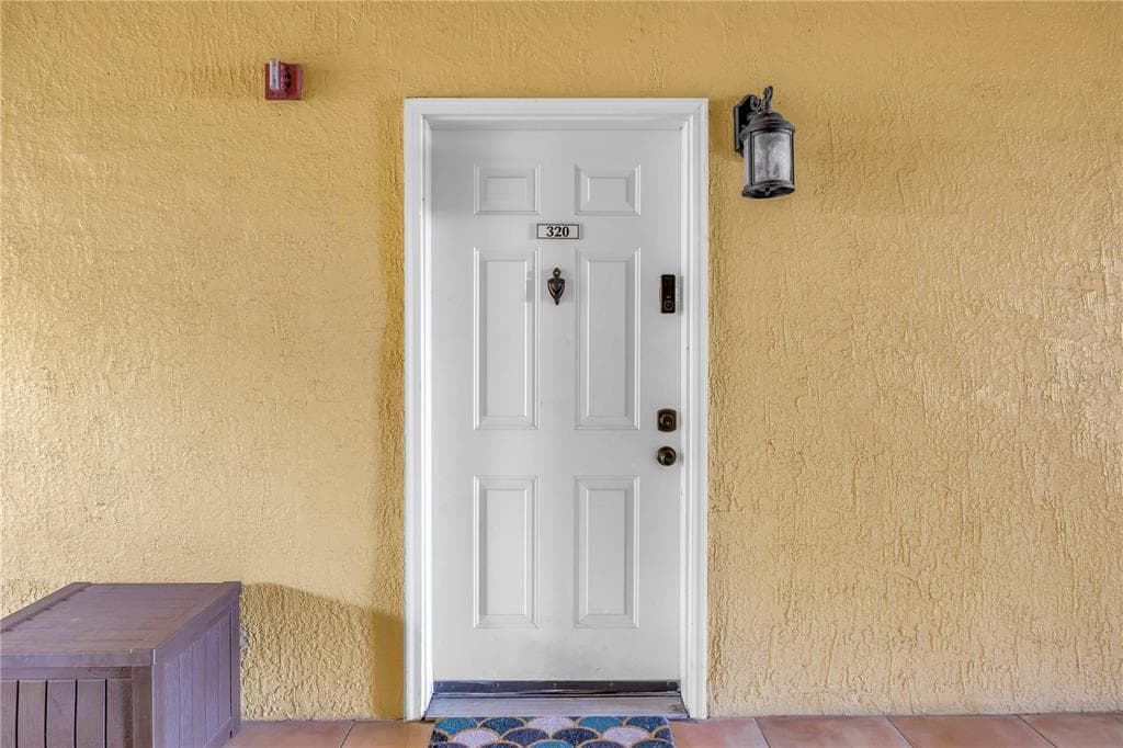 4333 BAYSIDE VILLAGE DRIVE 320 photo 23