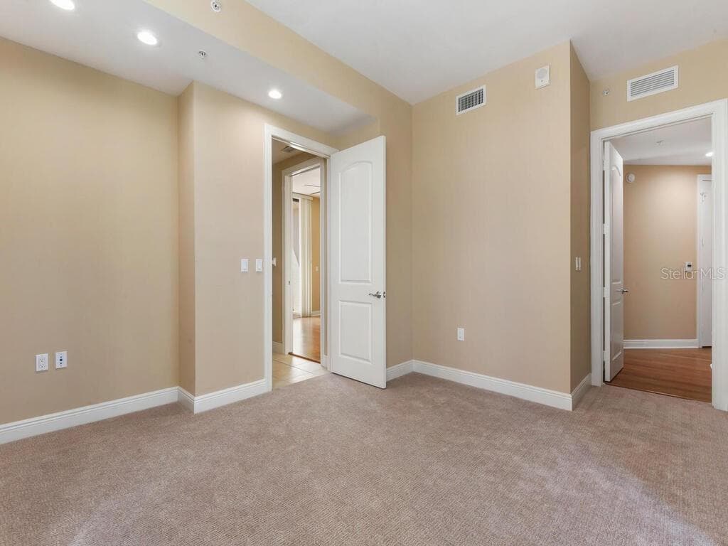 2104 W FIRST STREET 2304 photo 23