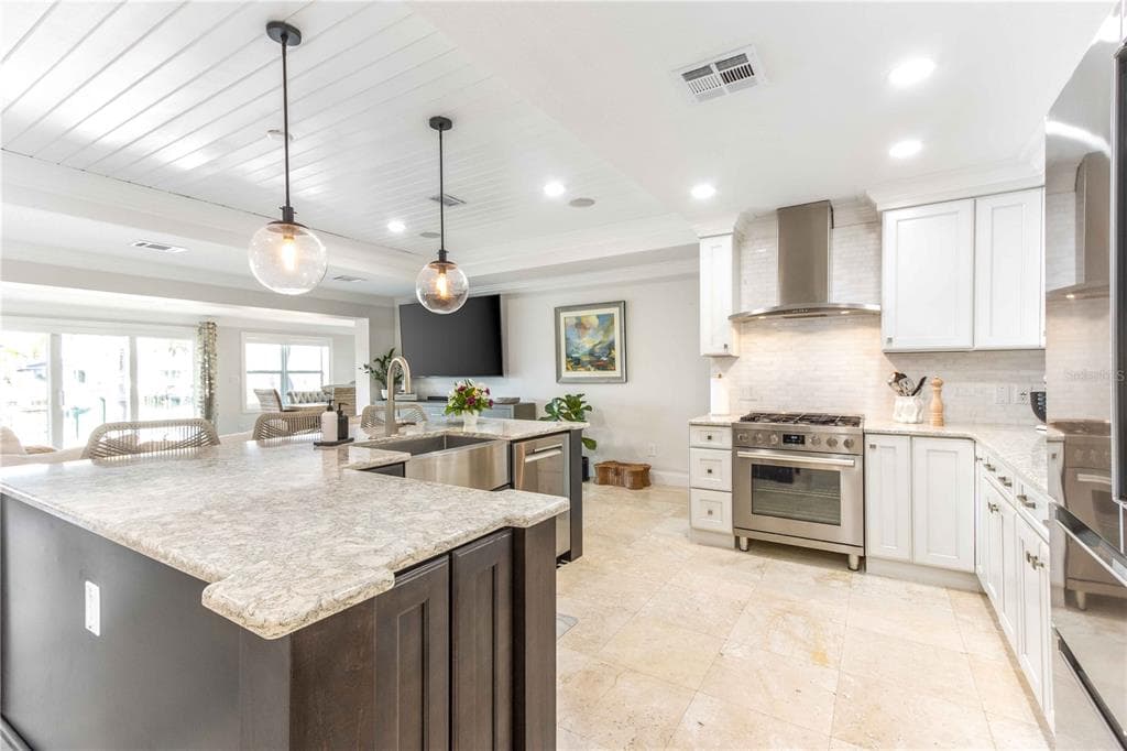 430 PALM ISLAND SE photo 9