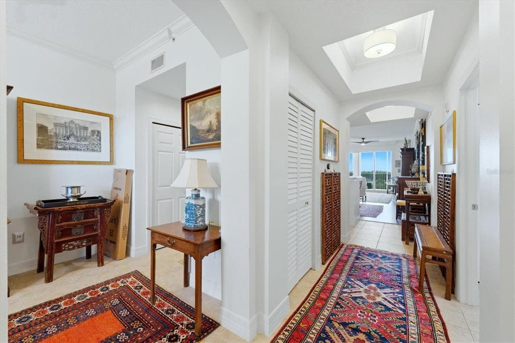 5531 CANNES CIRCLE 603 photo 6