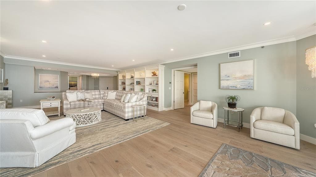2410 HARBOURSIDE DRIVE 142 photo 10